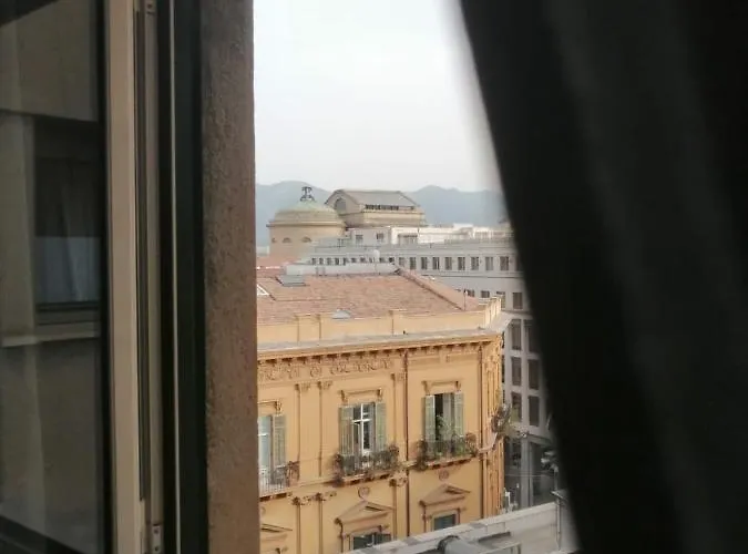 Maison d'hôtes 100 Passi Politeama