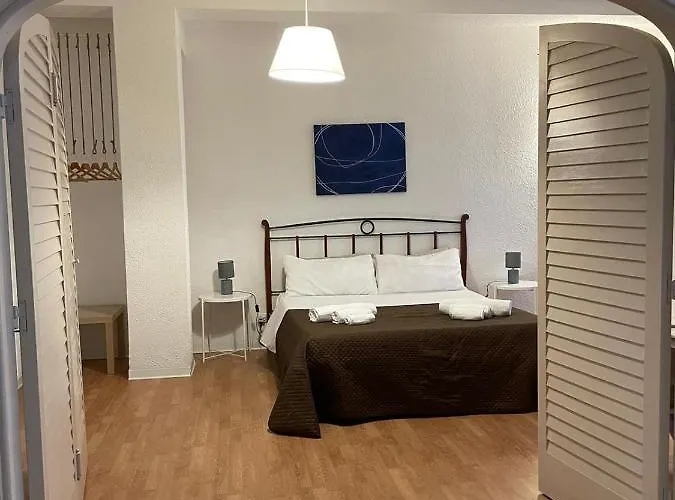 100 Passi Politeama 4*